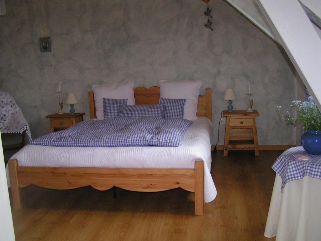 La Freneraie Hotel Paulhac  Szoba fotó